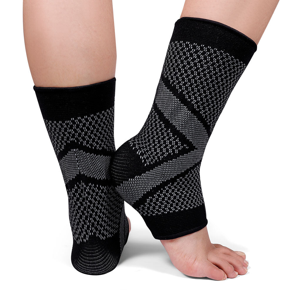 Sporty Ankle Support Sleeves for Runners with Compression